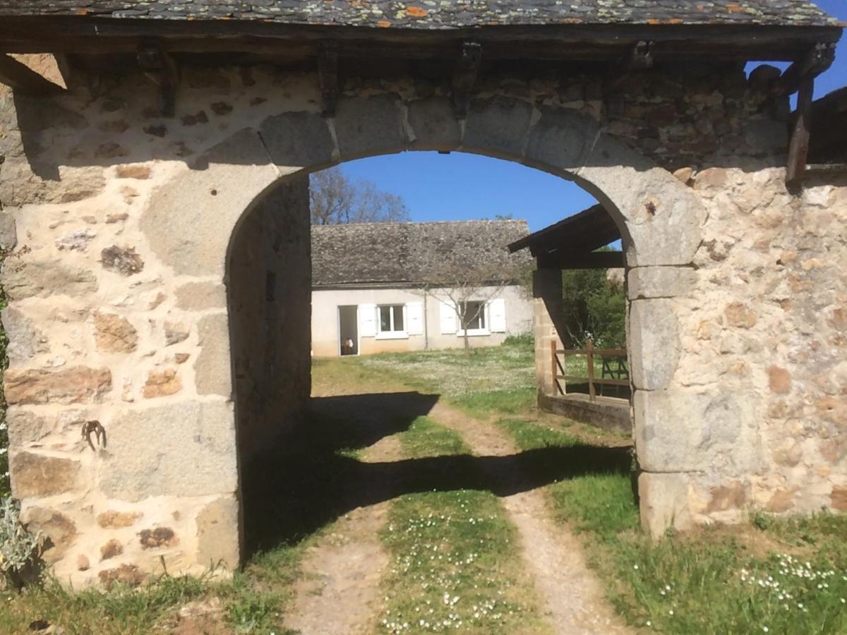 Gite A La Prade Haute Najac Bagian luar foto